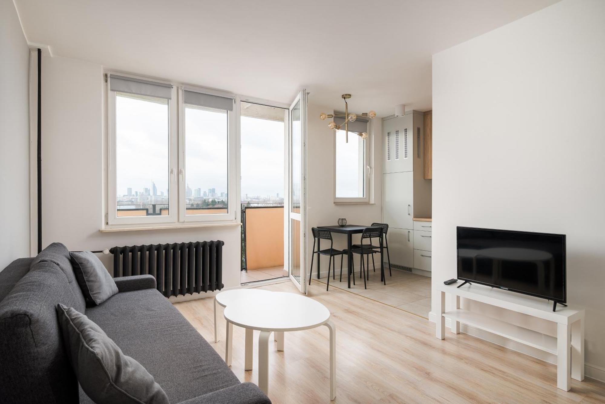 Atenska View Butas Warsaw